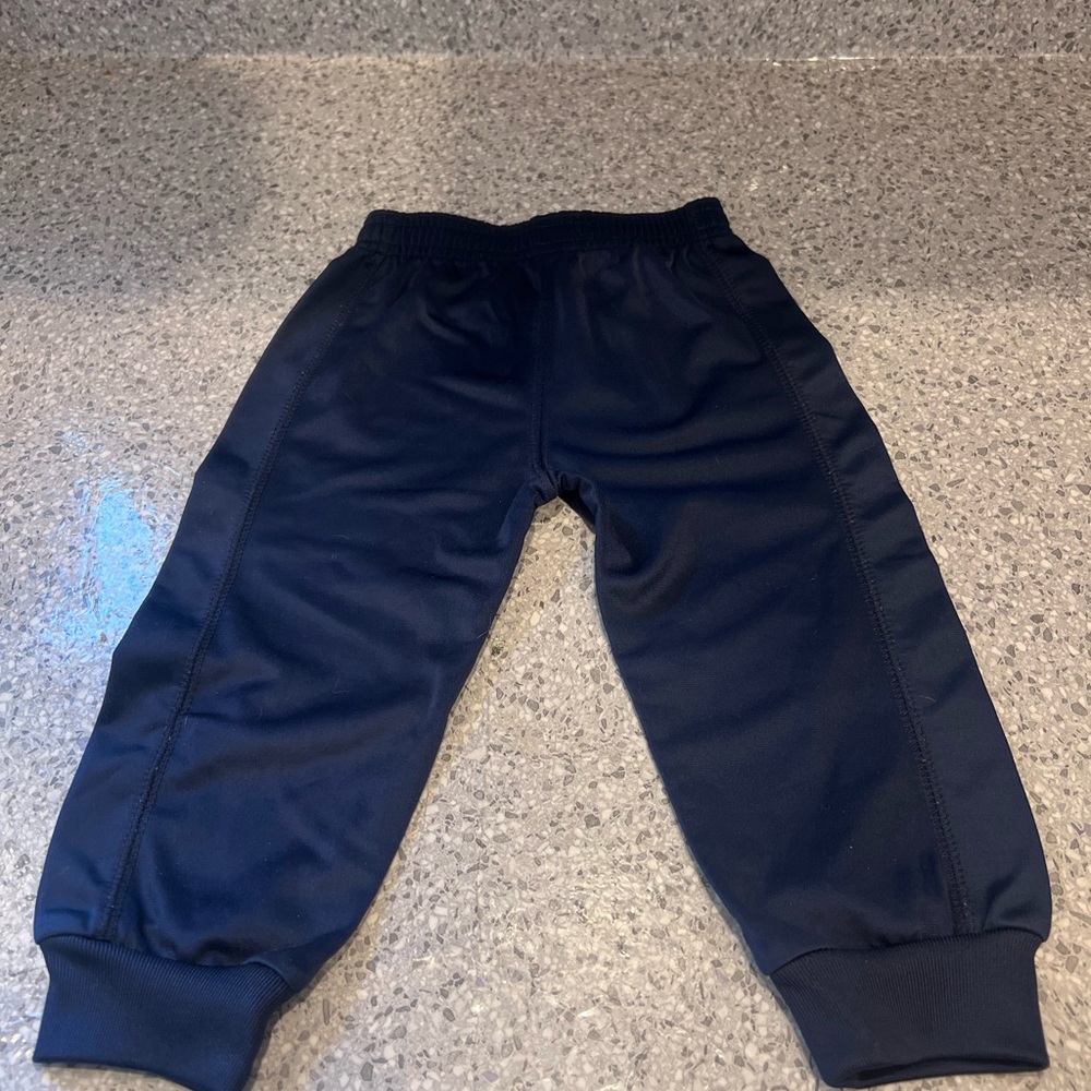 New York Yankees: Majestic Navy and Red Logo Infant Track Suit - Picture 8 of 8